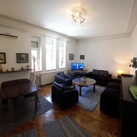 Apartment Fortress 1: Quiet, Lux 50m2 , In The Pedestrian Zone Belgrade