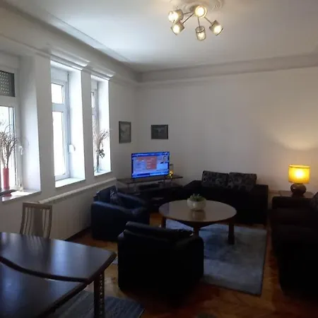 Apartment Fortress 1: Quiet, Lux 50m2 , In The Pedestrian Zone Belgrade
